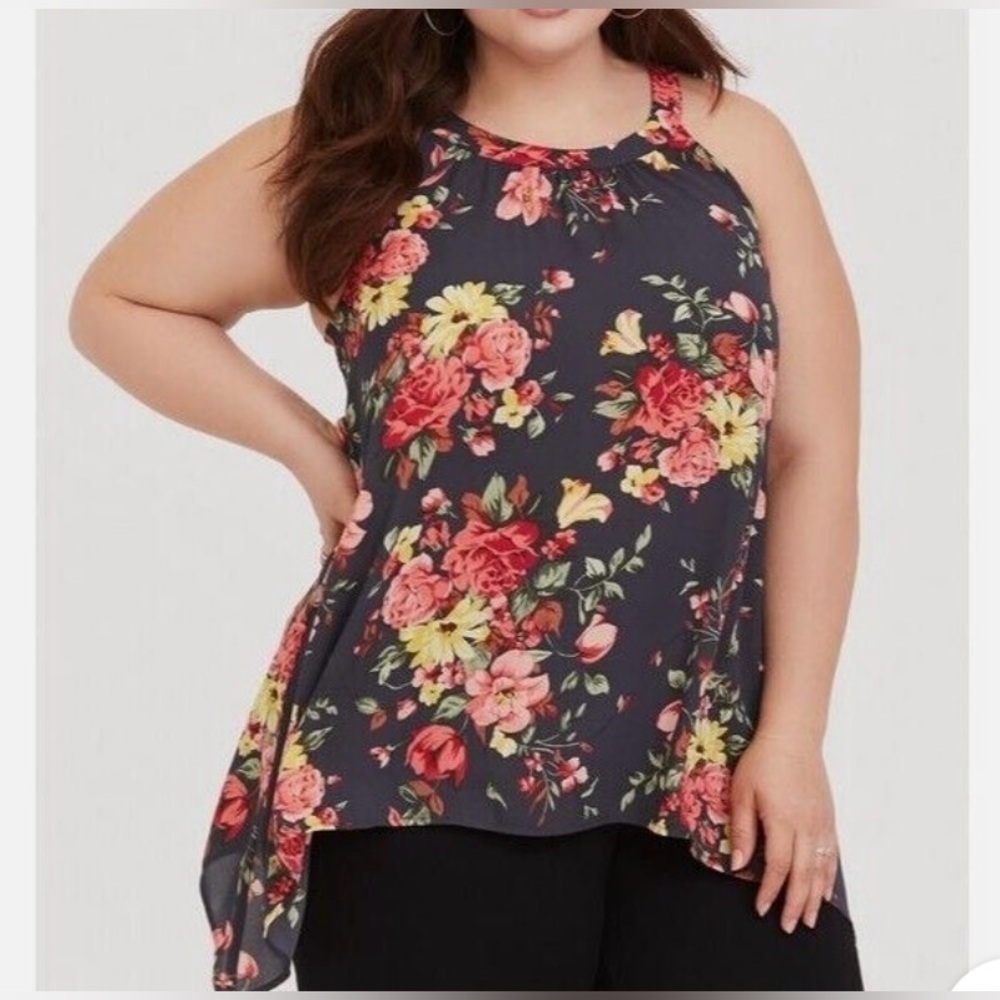 Torrid Womens 1X Black Floral Sleeveless Sharkbite Hem babydoll Flirty Blouse 1X